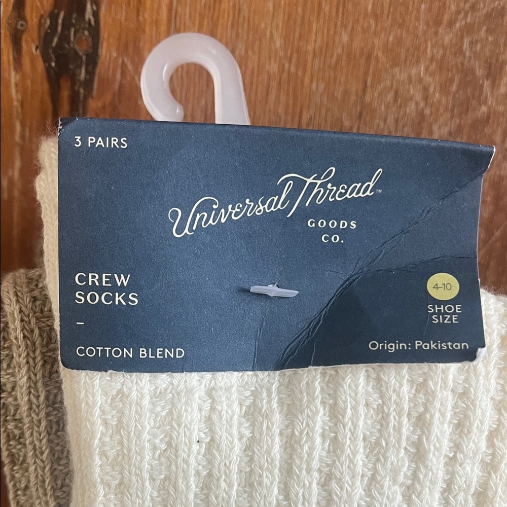 3 pair Bundle Universal Thread Cream and Tan Crew Socks - Picture 2 of 4